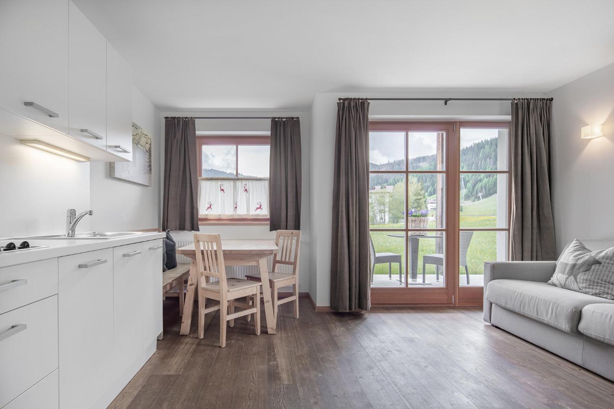 Chalet Ciasa Tino & Sara - Belaval Apartments Corvara In Badia Kültér fotó