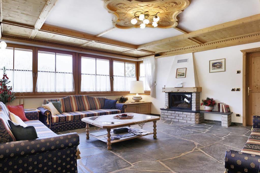 Chalet Ciasa Tino & Sara - Belaval Apartments Corvara In Badia Kültér fotó